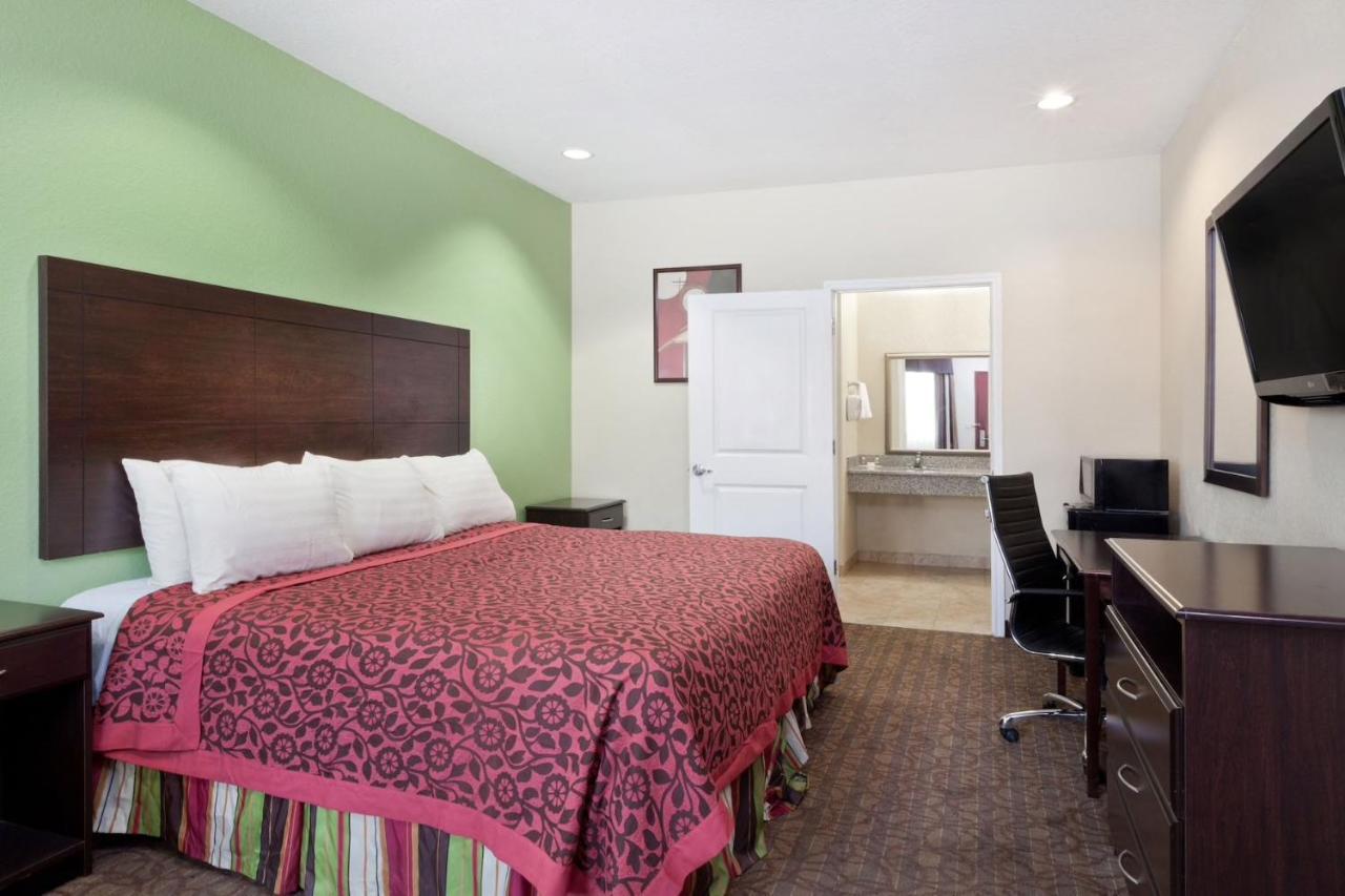 Lone Star Inn Kenedy 外观 照片